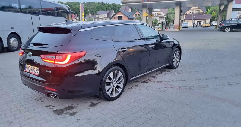 Kia Optima cena 72000 przebieg: 153000, rok produkcji 2017 z Radymno małe 191